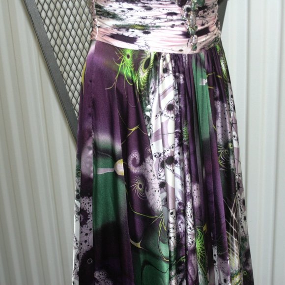 Tony Bowls Statement Gown - Picture 5 of 11